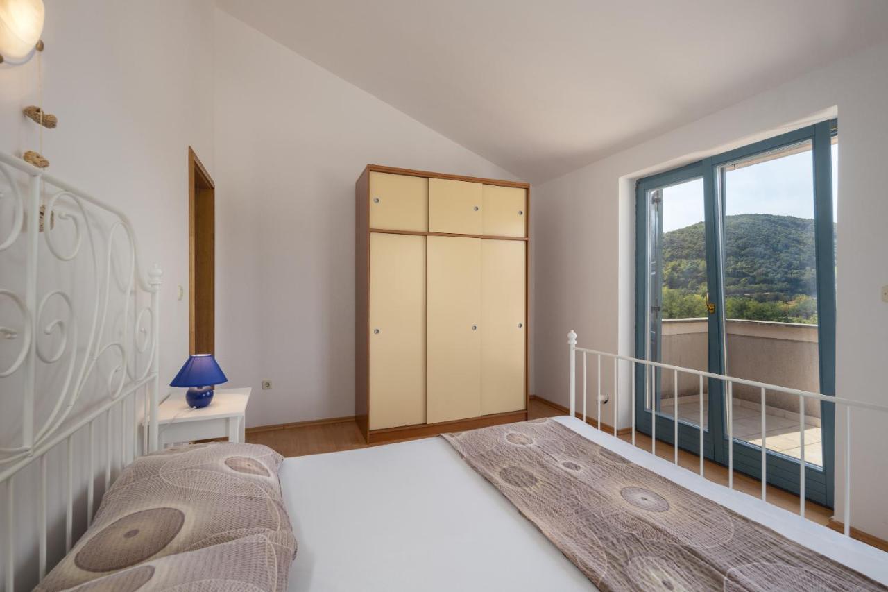Apartment Sandra Supetarska Draga Dış mekan fotoğraf